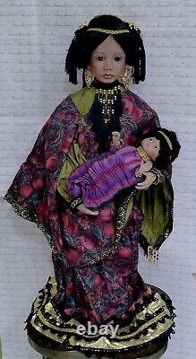 VTG & RARE. SAMIRA Morrocan Mother & Baby By Patricia Loveless. 31 MINT/BOX