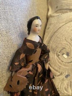 Very Rare 7.25 Early Ca 1860-70 China Doll With Unusual Hairstyle Orignal Dress