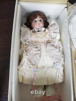 Vintage 1 out of 1500 Gorham Musical doll Cassandra 19 plays Over the Rainbow