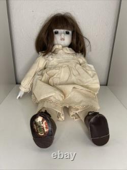 Vintage 1976 Monsieur Giraud Design Porcelain Doll Sankyo Musical 16 L 9 W