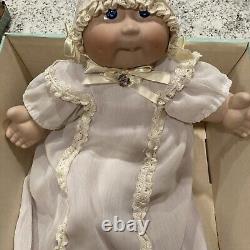 Vintage 1985 Cabbage Patch Kids Porcelain Doll #4890 Jennifer Alice With Papers