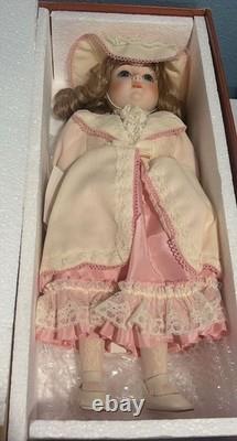 Vintage 1985 Gorham Musical Porcelain Doll Amelia No. 8399E As Time Goes By