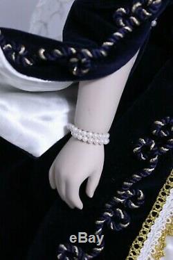 Vintage 1986 Empress Doll by Igor Carl Faberge Porcelain Alexandra Czarina Vintage 1986 Empress Doll by Igor Carl Faberge Porcelain Alexandra Czarina