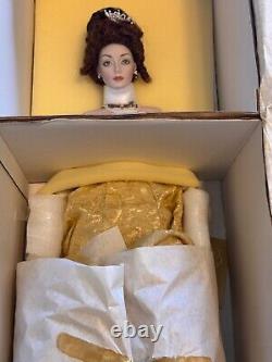 Vintage 1989 Franklin Heirloom The Gibson Girl Presentation To The Queen Dolls