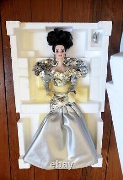 Vintage 1993 Silver & Gold Porcelain Barbie Doll Set Le Starlight Sensation Toy
