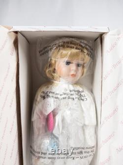 Vintage 1997 Adelco Treasures 16 Porcelain Doll AD-2036 Veronica Blonde Sealed