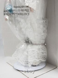 Vintage 1997 Adelco Treasures 16 Porcelain Doll AD-2036 Veronica Blonde Sealed
