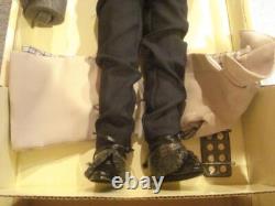 Vintage 1998 Franklin Mint Frank Sinatra Porcelain Portrait Doll (original Box)