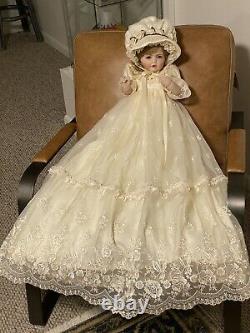 Vintage 1999 Lady Anne Reproduction Porcelain Williamsburg Doll Factory / HILDA