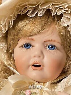 Vintage 1999 Lady Anne Reproduction Porcelain Williamsburg Doll Factory / HILDA