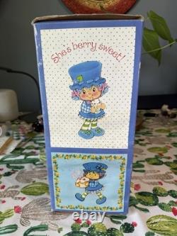Vintage 2004 Strawberry Shortcake Blueberry Muffin Porcelain Doll by Danbury