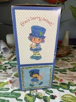 Vintage 2004 Strawberry Shortcake Blueberry Muffin Porcelain Doll by Danbury
