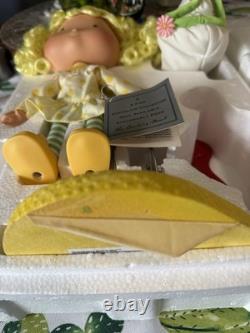 Vintage 2004 Strawberry Shortcake Lemon Meringue porcelain Doll By Danbury Mint