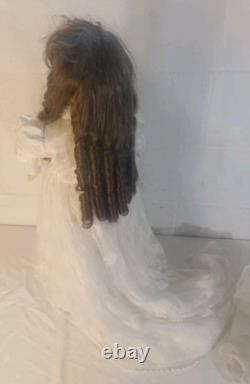 Vintage 27 Seeley Porcelain Bride Doll with Stand Perfect Condition Bride