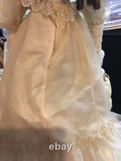 Vintage 28 Porcelain Doll In Off White Gown With Pale Green Accents WithRoses. FE