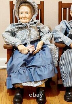 Vintage 32 William Wallace Jr Grandma Grandpa Porcelain Ceramic Dolls On Chairs