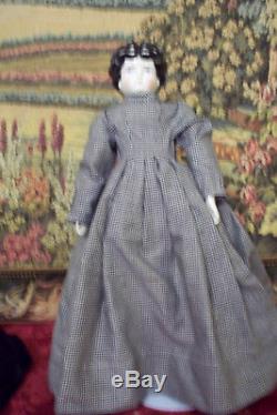 Vintage Antique Style Peddler doll approx. 20 1/2 unmarked, lots of clothing