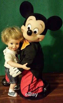 Vintage Ashton Drake A Hug For Mickey Mouse Disney Porcelain Dolls Incomplete