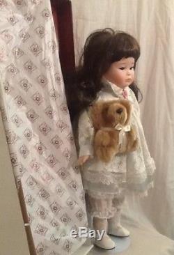 Vintage DYNASTY DOLL COLLECTIBLE (TAISA) withbox and tags (Excellent Condition)