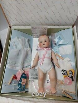 Vintage Danbury Mint Betsy Wetsy Special Edition Porcelain Collector Doll 12