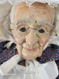 Vintage Detailed 32 Doll Porcelain Grandma/Old Lady Folkart Rustic Appalachian
