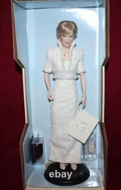 Vintage Diana Princess Of Wales 17 Porcelain Portrait Doll, No COA, Franklin Mint