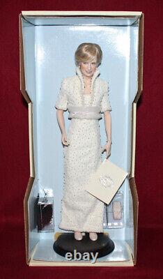 Vintage Diana Princess Of Wales 17 Porcelain Portrait Doll, No COA, Franklin Mint