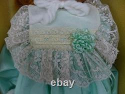 Vintage Elke Hutchens Bellinda 25 Porcelain Doll in Original Box 244/400 COA