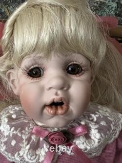 Vintage FAYZAH SPANOS Porcelain Doll GRACE LE 470/2000, 1993, 24 in