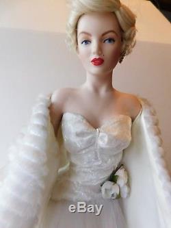 Vintage Franklin Mint Heirloom Dolls 19 Marilyn Monroe Porcelain Doll NEW