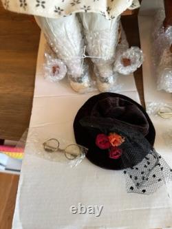 Vintage Grandma And Grandpa Porcelain Dolls In Wooden Rocking Chairs NEW IN BOX