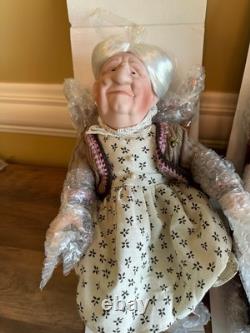 Vintage Grandma And Grandpa Porcelain Dolls In Wooden Rocking Chairs NEW IN BOX