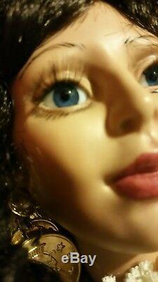 Vintage Gypsy Dancer Doll Gitana Coins Earings Black Hairs Red lips Blue eyes