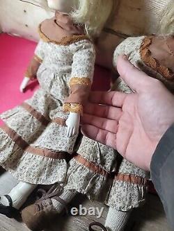 Vintage Haunted Porcelain Sister Dolls (Has Damage) Neutral 1980s