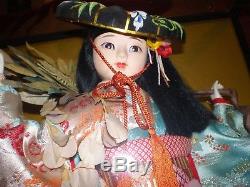 Vintage Japanese Geisha Porcelain Doll with Wood and Glass Sided Case