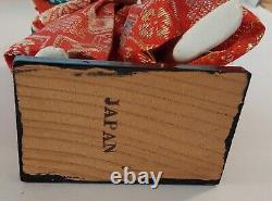 Vintage Japanese Traditional Mask Dance Porcelain Doll Original Wood Box 6 Masks