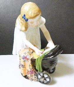 Vintage MEISSEN Konrad Hentschel Figurine GIRL WITH DOLL CARRIAGE