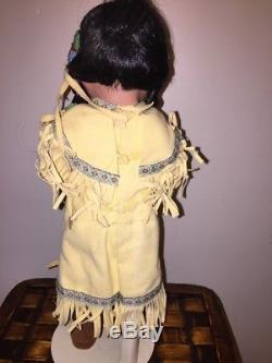 Vintage NATIVE AMERICAN INDIAN 14 DOLL Pocahontas Turquoise Beads LOVE SIGN
