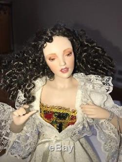 Vintage Phantom Of The Opera Franklin Heirloom Porcelain Dolls, Mint