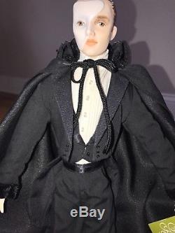 Vintage Phantom Of The Opera Franklin Heirloom Porcelain Dolls, Mint