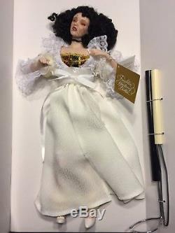 Vintage Phantom Of The Opera Franklin Heirloom Porcelain Dolls Nib