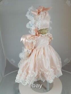 Vintage Porcelain Artist Baby Girl in Lace, Artist Signed by Thelma ReschNIOB