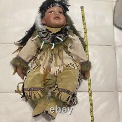 Vintage Porcelain CATHAY 189-5000 Set American Indian Dolls