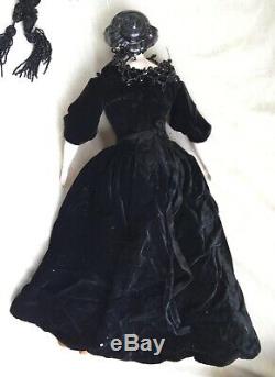 Vintage Porcelain Doll 1944 Emma Clear, 18-1/2 inches, Black Hair & Brown Eyes
