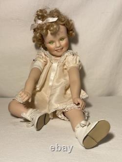 Vintage Porcelain Doll 1996 Shirley Temple Danbury Mint Uranium Green Eyes