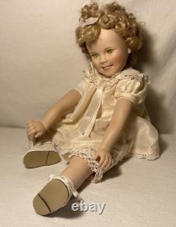 Vintage Porcelain Doll 1996 Shirley Temple Danbury Mint Uranium Green Eyes