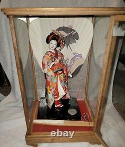 Vintage Porcelain Japanese Geisha Doll 11.5 Tall in Glass Wood Case