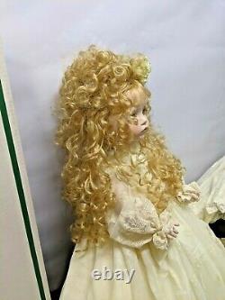 Vintage Rare 01/10 Linda Rick Porcelain Doll Victoria of Victorian Village 24
