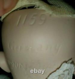 Vintage Reproduction of Antique 23BJD All Porcelain Simon Halbig Doll 1179