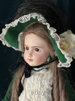 Vintage Reproduction of Antique French Andre Thuillier A. 14. T. 26 Doll